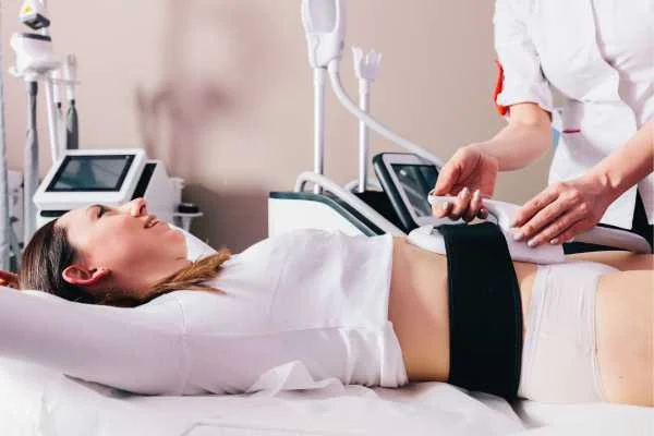 woman having body sculpting to help improve her body image and her mental health Greater London (Merton)